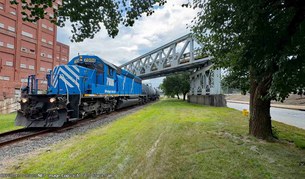 WE 7006 has worked Eliochem and now returns to her sisters and the Wheeling.